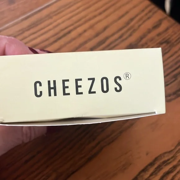 New Cheezos inflatable unicorn cup holders - Picture 5 of 9